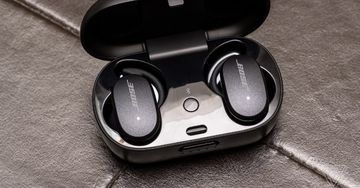 Bose QuietComfort Earbuds test par The Verge