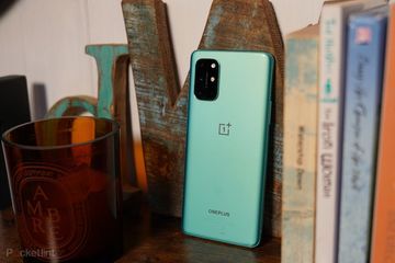 OnePlus 8T reviewed by Pocket-lint