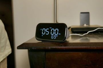 Lenovo Smart Clock Essential reviewed by DigitalTrends