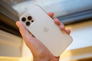 Apple iPhone 12 Pro Max test par DigitalTrends