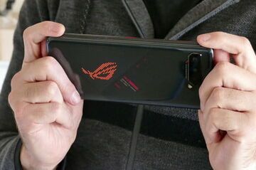 Asus ROG Phone 5 test par DigitalTrends