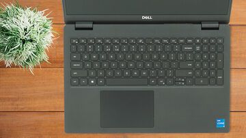 Dell Latitude 15 3520 test par LaptopMedia