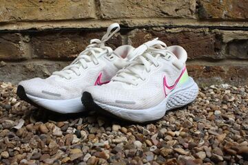 Nike ZoomX Invincible Run Flyknit test par Tom's Guide (US)