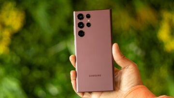 Samsung Galaxy S22 Ultra test par IndiaToday