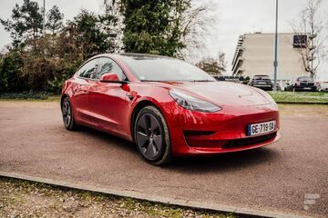 Tesla Model 3 test par FrAndroid