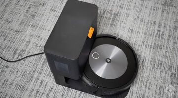 iRobot Roomba J7 test par CharlesTech