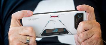 Asus ROG Phone 6 Pro test par GSMArena
