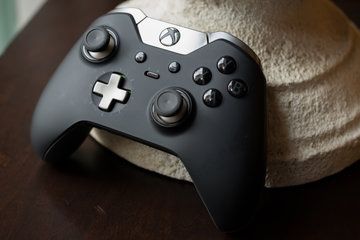 Microsoft Xbox One Elite Controller test par Engadget