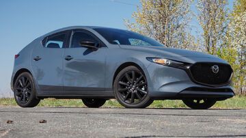 Mazda 3 test par SlashGear