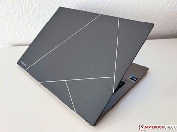Asus Zenbook S 13 OLED test par NotebookCheck