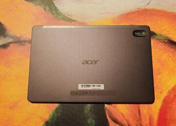 Acer Iconia Tab P10 test par NotebookCheck