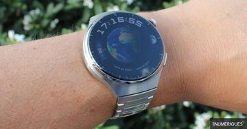 Huawei Watch 4 Pro reviewed by Les Numriques