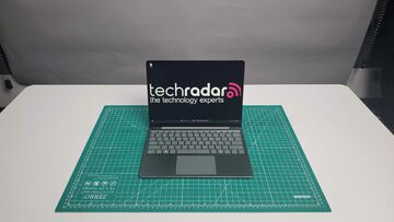 Microsoft Surface Laptop Go 3 test par TechRadar