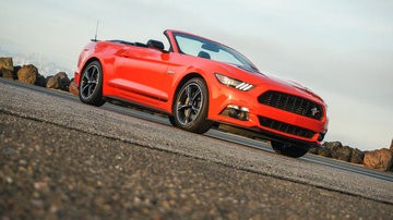 Ford Mustang GT test par CNET USA