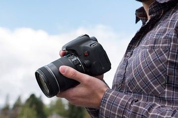 Canon EOS Rebel T7i test par DigitalTrends