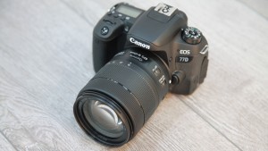 Canon EOS 77D test par Trusted Reviews