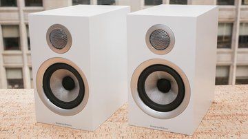 Test Bowers & Wilkins 707 S2