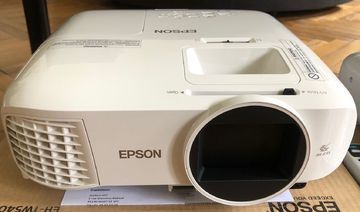 Epson EH-TW5400 test par PJHC