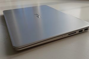 Asus VivoBook S410U test par Trusted Reviews