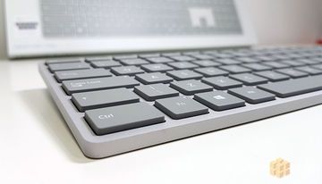 Microsoft Surface Keyboard test par Review Hub