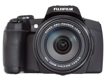 Fujifilm FinePix S1 test par PCMag