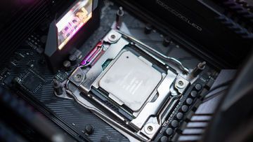 Intel Core i9-9980XE test par TechRadar