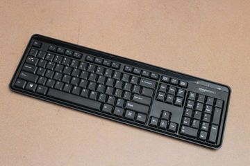 Amazon AmazonBasics wireless keyboard test par PCWorld.com