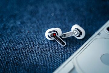 Test Nothing Ear 2