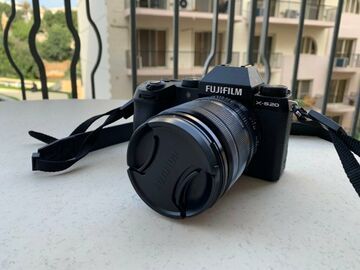 Fujifilm X-S20 Review