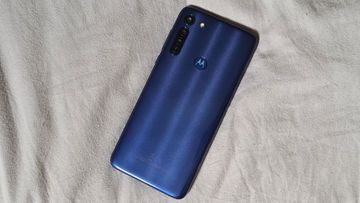 Motorola Moto G8 test par TechRadar