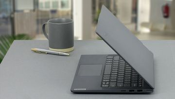Test Lenovo Yoga Slim 7