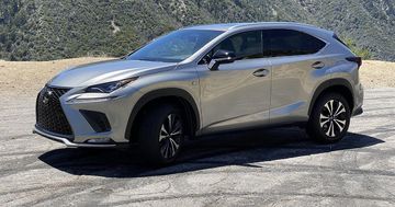 Lexus Review: 8 Ratings, Pros and Cons