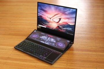 Asus ROG Zephyrus Duo 15 testé par PCWorld.com Asus ROG Zephyrus Duo 15 testé par PCWorld.com