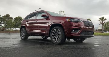 Jeep Cherokee reviewed by CNET USA