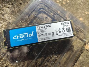 Crucial P2 testé par LeCafeDuGeek Crucial P2 testé par LeCafeDuGeek