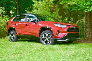 Toyota RAV4 reviewed by DigitalTrends