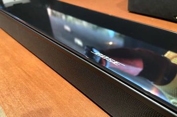 Bose Soundbar 700 test par DigitalTrends