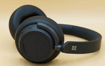 Microsoft Surface Headphones 2 reviewed by Trusted Reviews