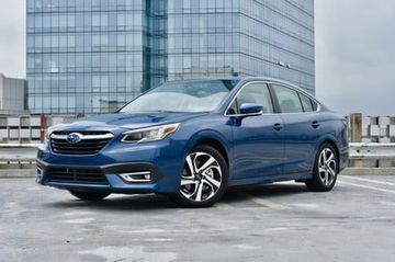 Subaru Legacy test par DigitalTrends