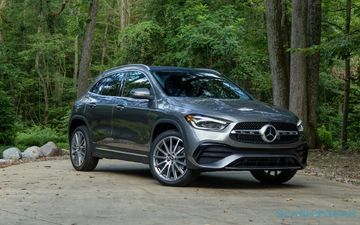 Mercedes Benz GLA250 Review