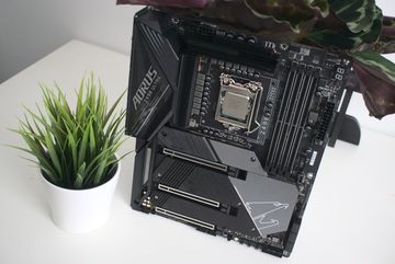 Gigabyte Aorus Z490 test par Windows Central