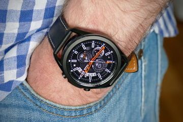 Samsung Galaxy Watch 3 testé par DigitalTrends Samsung Galaxy Watch 3 testé par DigitalTrends