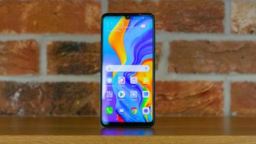 Huawei P30 Lite test par ExpertReviews