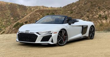Audi R8 Review: 4 Ratings, Pros and Cons