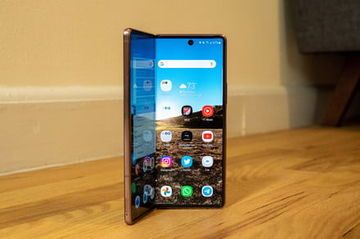 Samsung Galaxy Z Fold 2 test par DigitalTrends