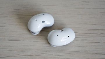 Samsung Galaxy Buds Live reviewed by ExpertReviews