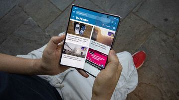 Samsung Galaxy Z Fold 2 test par TechRadar