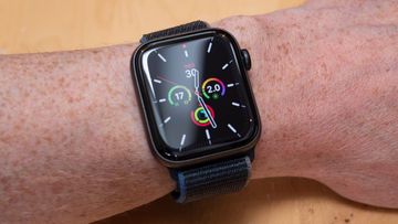 Apple Watch SE test par ExpertReviews