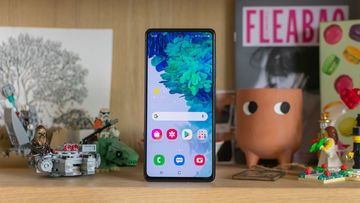 Samsung Galaxy S20 test par ExpertReviews Samsung Galaxy S20 test par ExpertReviews