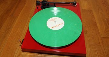 Pro-Ject Debut Carbon Evo Review